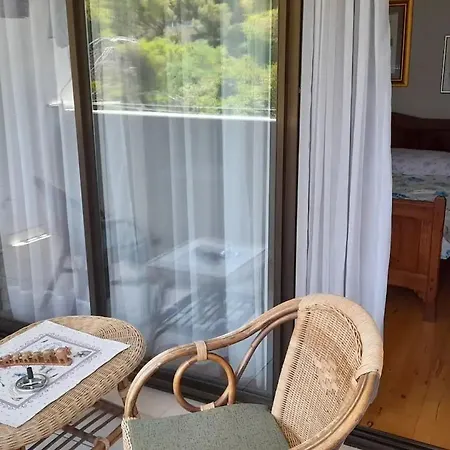 Dina - Spacious With Balcony דירה